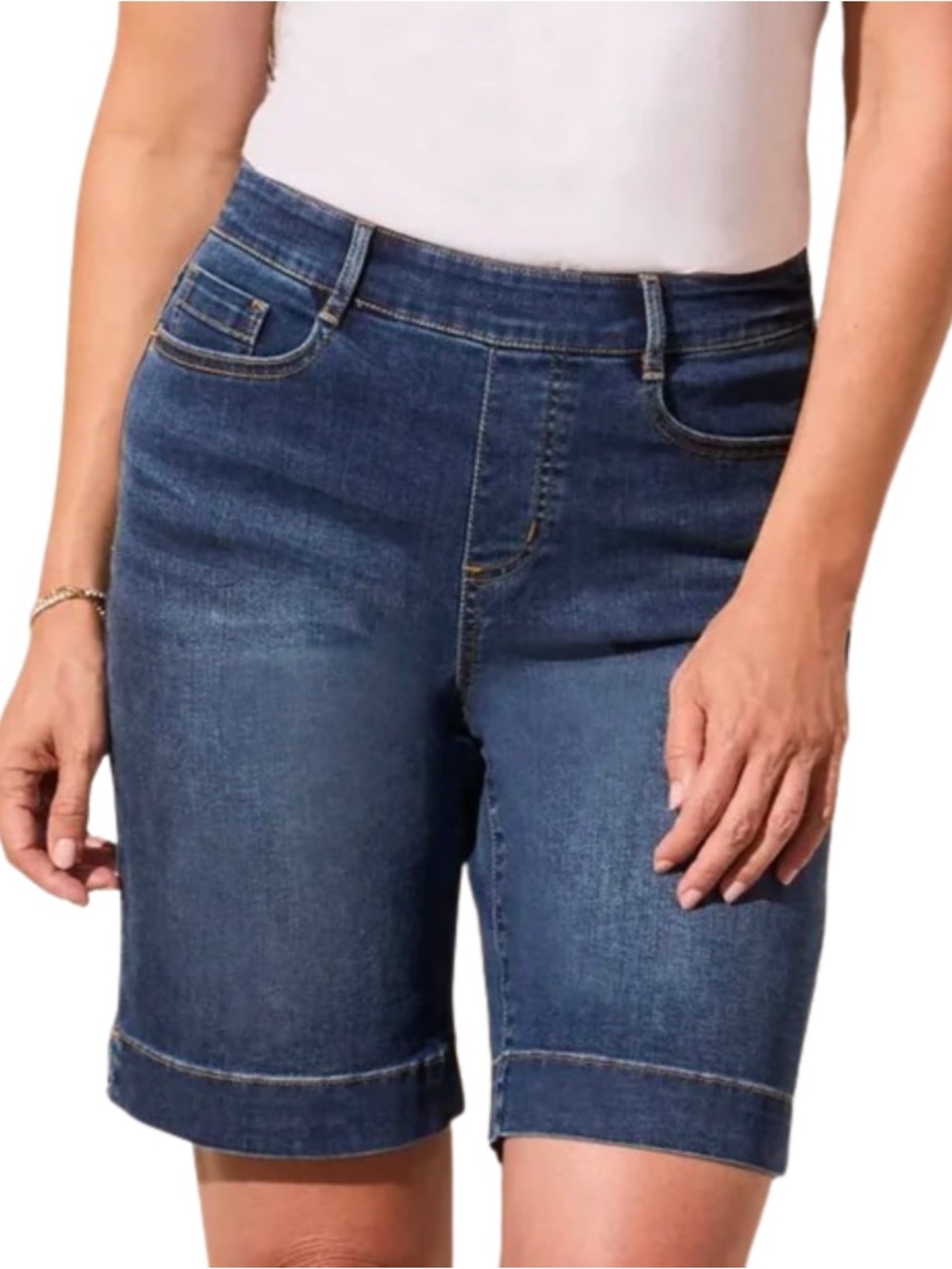 Tribal Jeans Audrey Bermuda Shorts NWT Size 4 - Picture 2 of 5